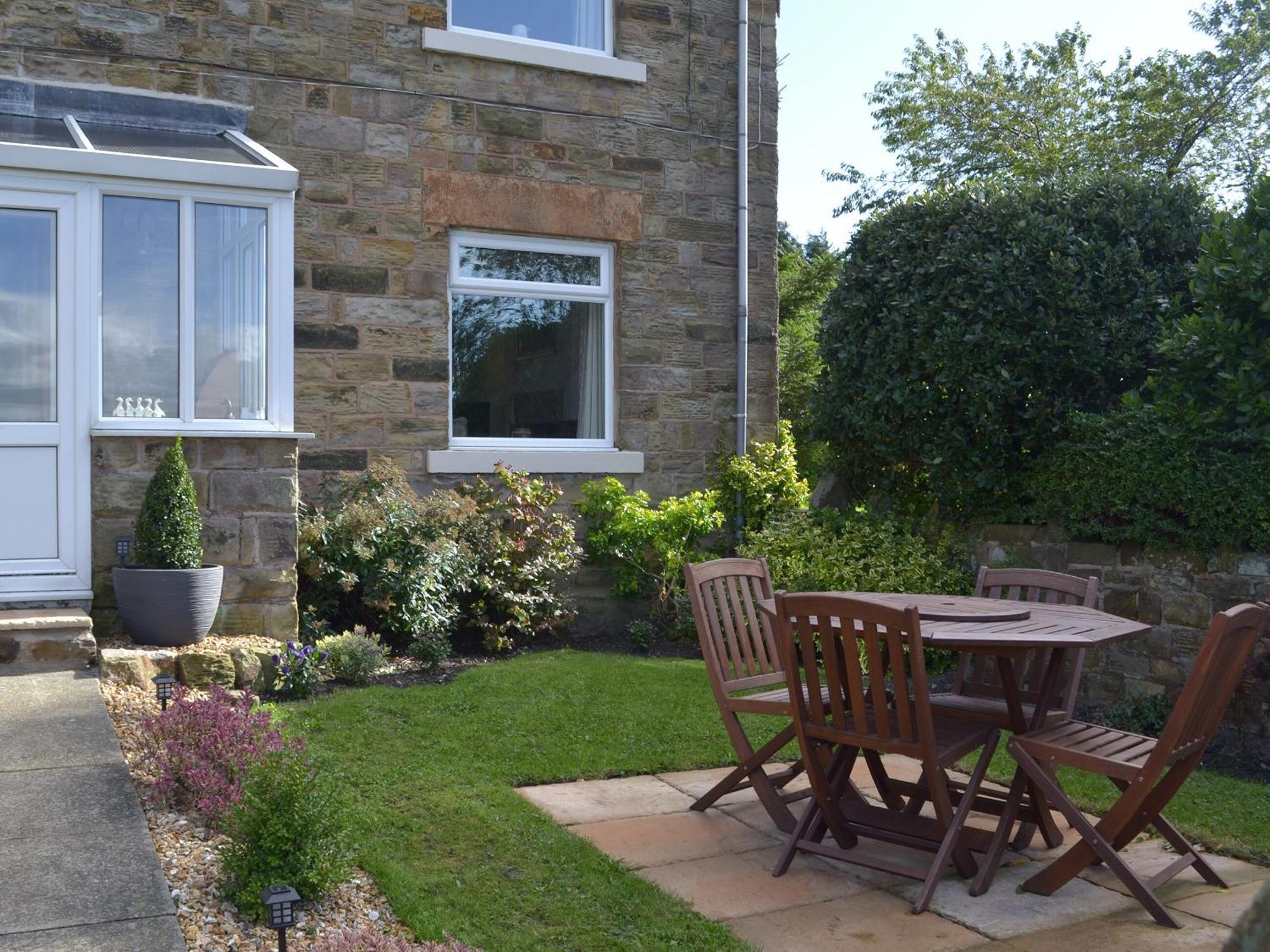 Ling Farm Cottage Holmewood Exterior photo